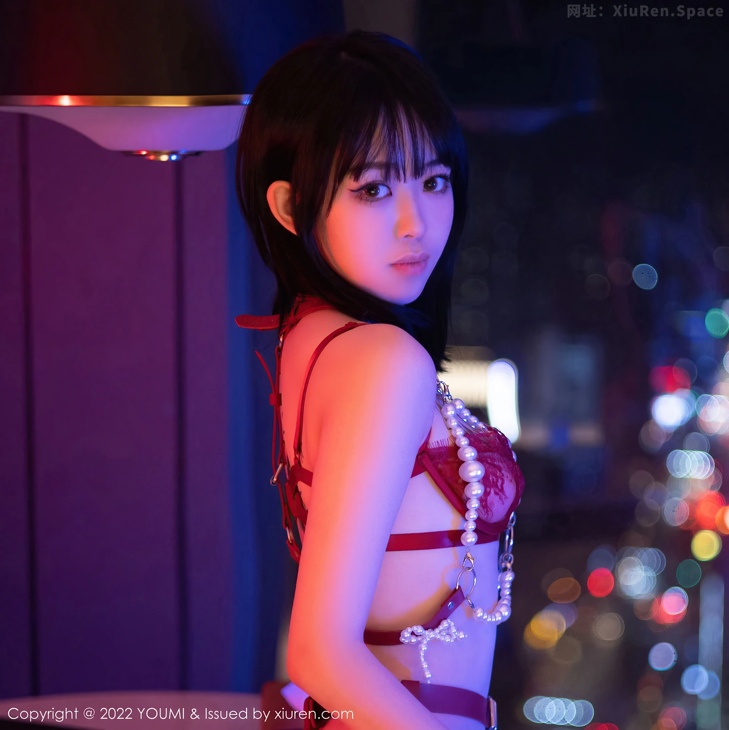 图片[5]-[XiuRen秀人网]VOL.4805 模特奶瓶私房性感红色蕾丝内衣配红色蕾丝吊袜极致魅惑写真75P-秀人网官方网站